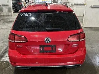 2019 Volkswagen Golf SportWagen - image 6