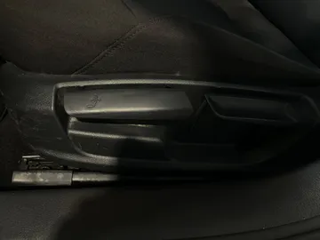 2017 Volkswagen Jetta - image 18