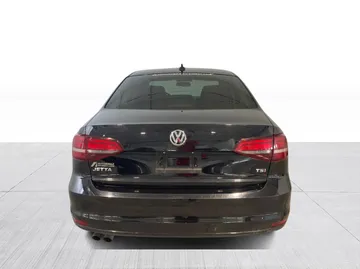 2017 Volkswagen Jetta - image 11