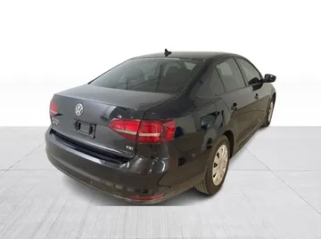 2017 Volkswagen Jetta - image 13