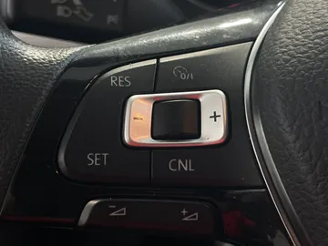 2017 Volkswagen Jetta - image 23