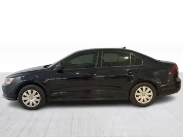 2017 Volkswagen Jetta - image 9