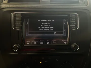 2017 Volkswagen Jetta - image 26