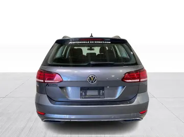 2019 Volkswagen Golf SportWagen - image 12
