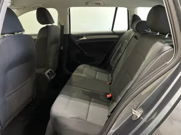 2019 Volkswagen Golf SportWagen - image 15