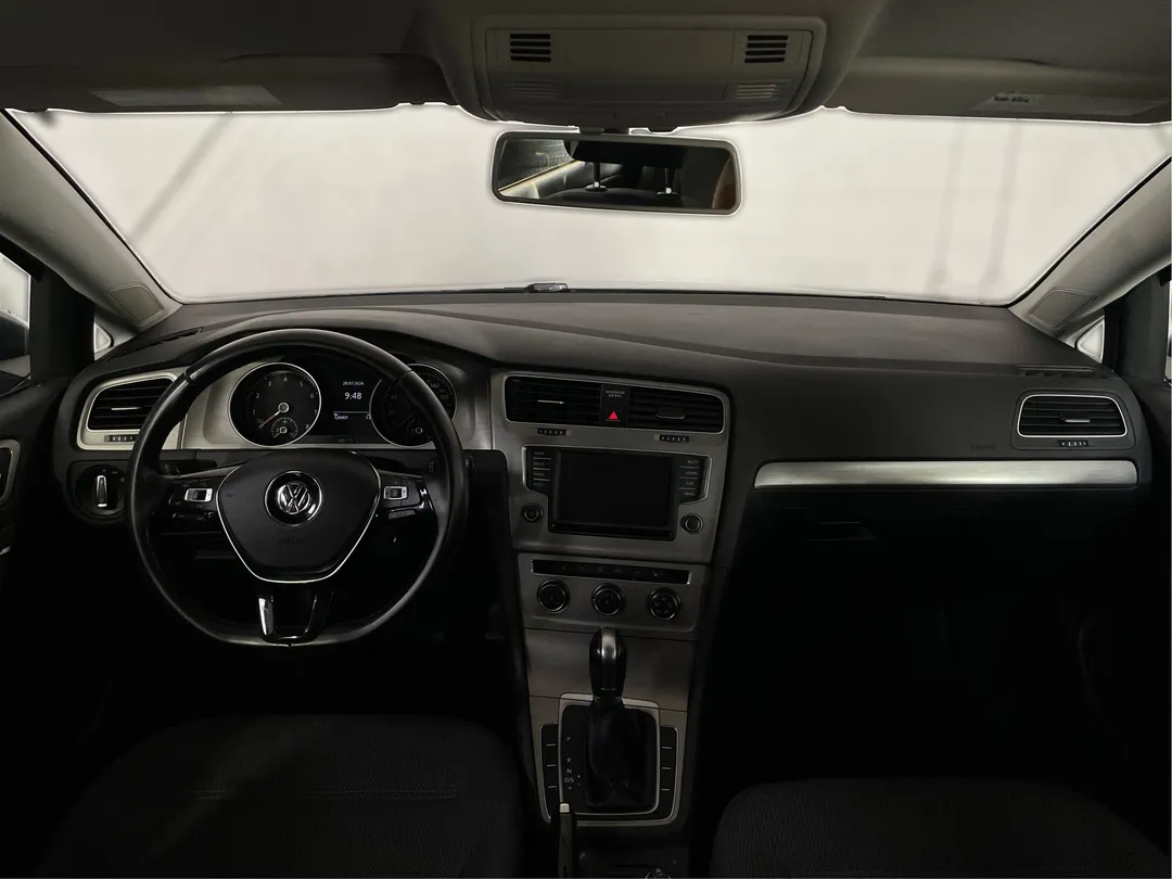 2017 Volkswagen Golf — photo 4