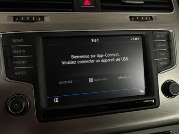 2017 Volkswagen Golf - image 7