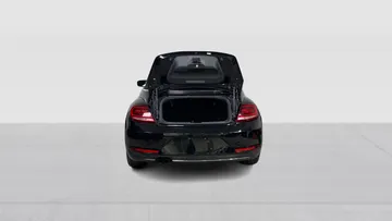 2019 Volkswagen Beetle Convertible - image 13