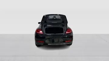 2019 Volkswagen Beetle Convertible - image 13