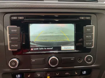 2014 Volkswagen Jetta - image 19