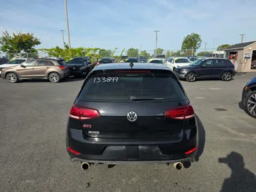 2020 Volkswagen Golf GTI - image 6