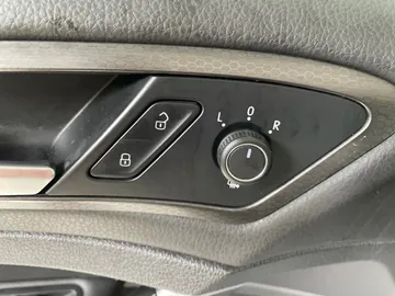 2019 Volkswagen Golf GTI - image 29