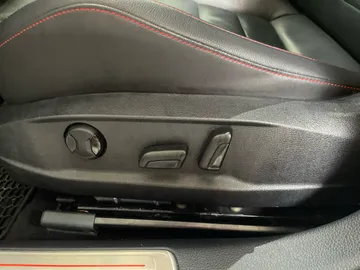 2019 Volkswagen Golf GTI - image 21