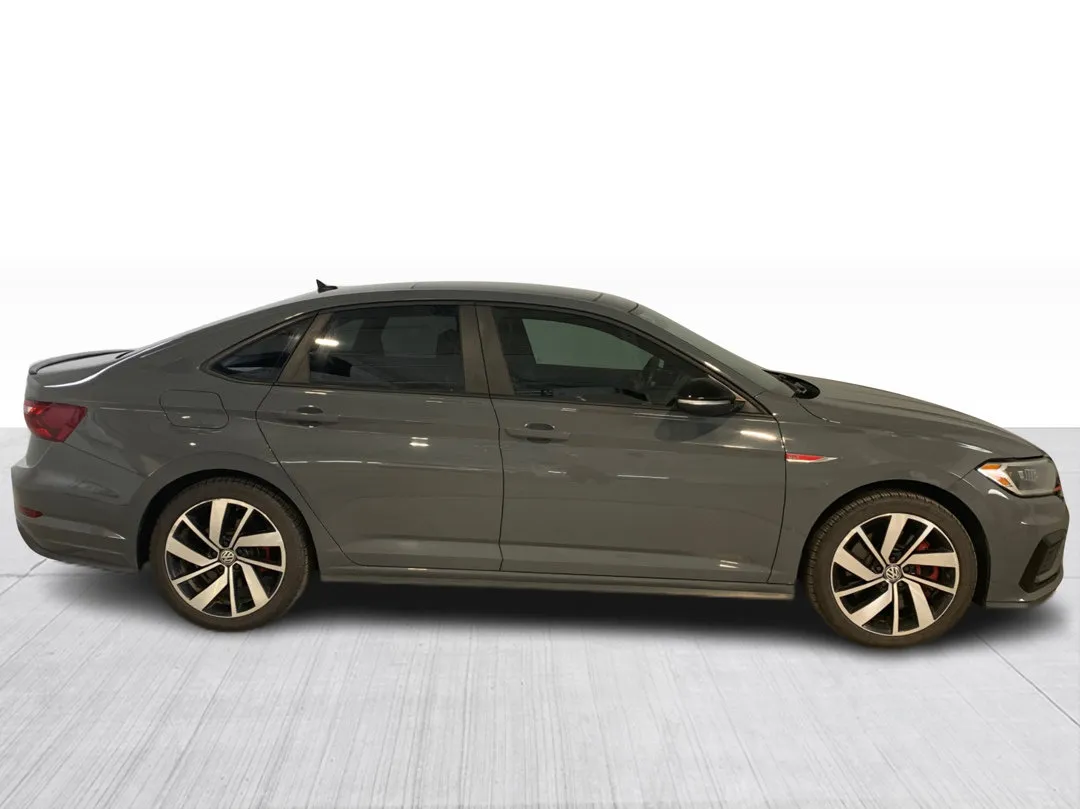 2020 Volkswagen Jetta — photo 2