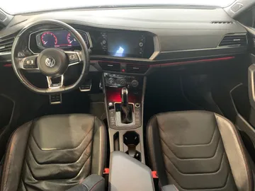 2020 Volkswagen Jetta - image 21