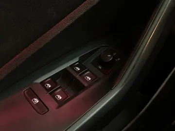 2020 Volkswagen Jetta - image 26