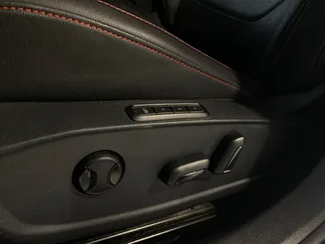 2020 Volkswagen Jetta - image 18