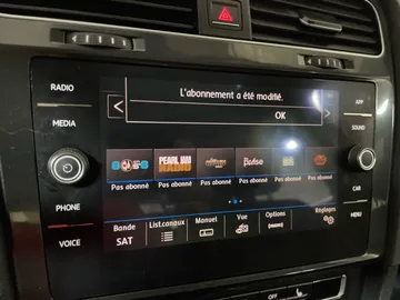 2018 Volkswagen Golf - image 27