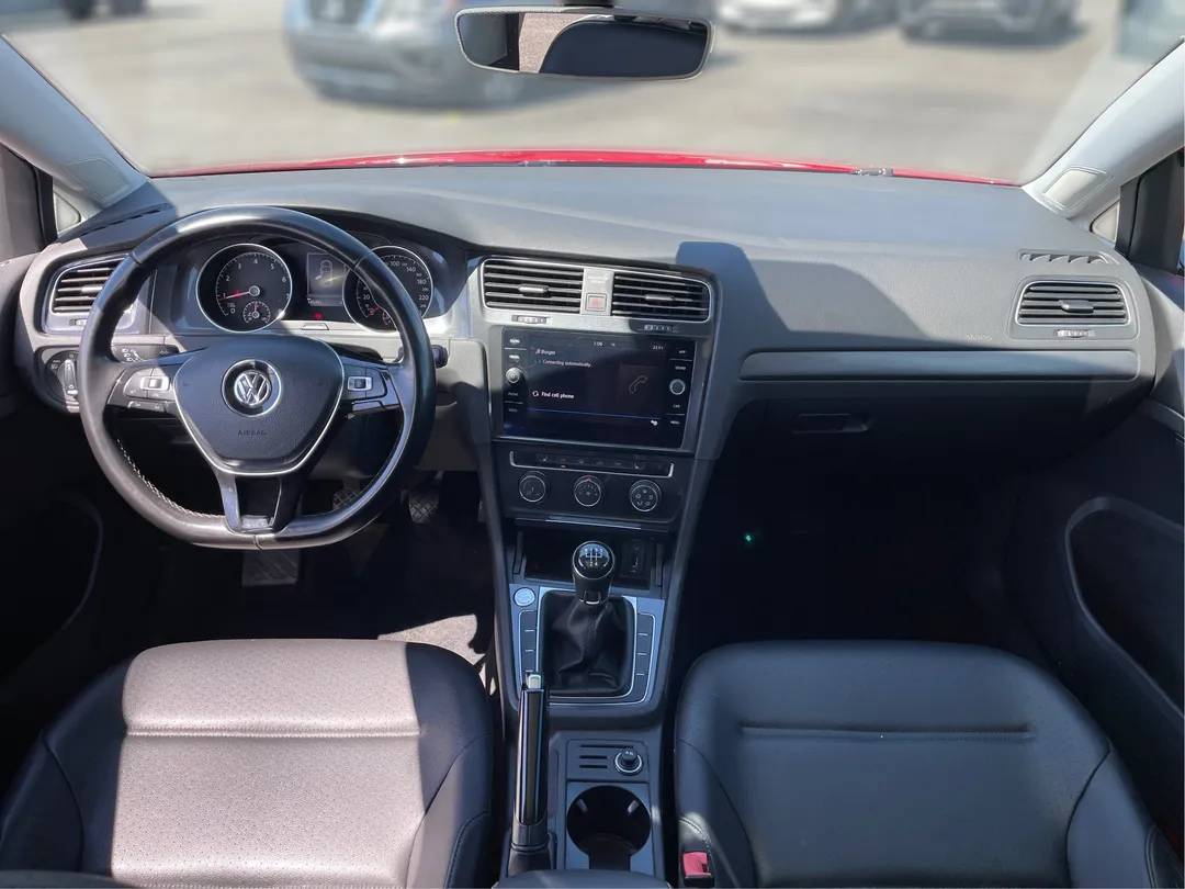 2018 Volkswagen Golf — photo 4