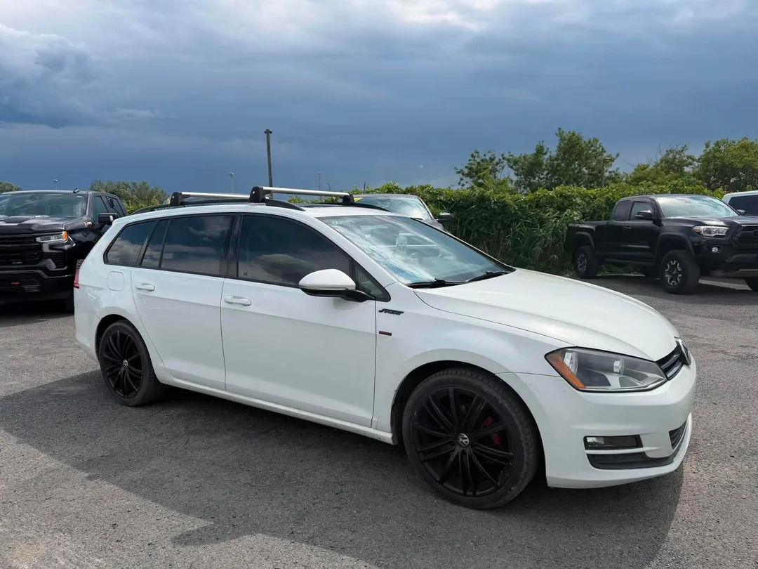2017 Volkswagen Golf SportWagen