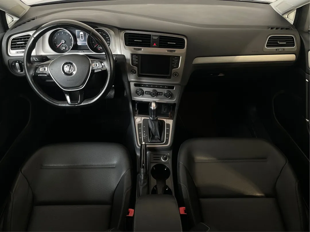 2016 Volkswagen Golf Sportwagon — photo 4