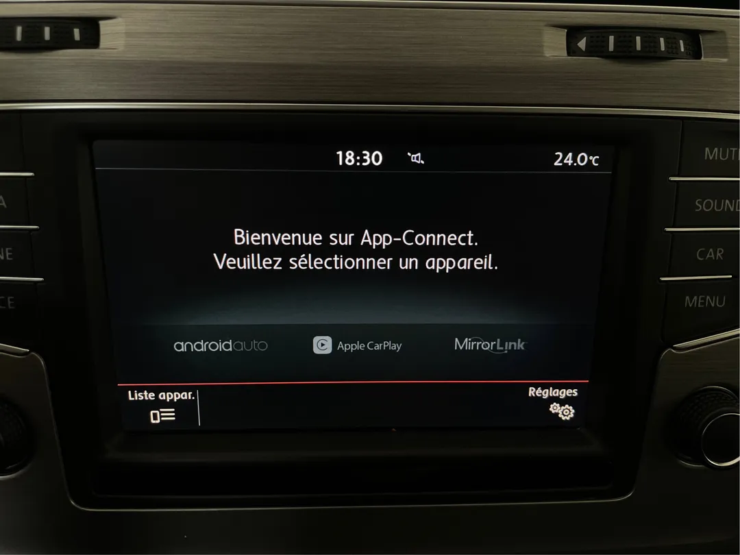 2016 Volkswagen Golf Sportwagon — photo 6