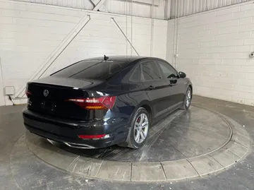 2019 Volkswagen Jetta - image 8