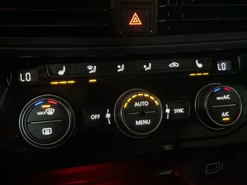 2019 Volkswagen Jetta - image 22
