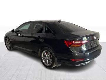 2019 Volkswagen Jetta - image 6