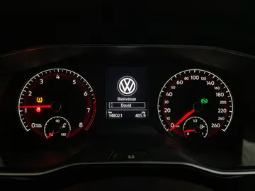 2019 Volkswagen Jetta - image 16
