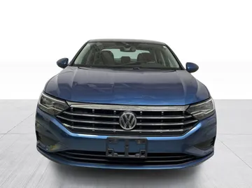 2019 Volkswagen Jetta - image 9