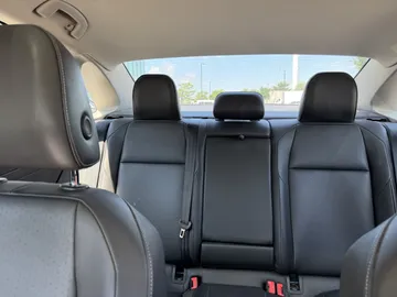 2020 Volkswagen Jetta - image 7