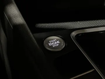 2020 Volkswagen Jetta - image 22