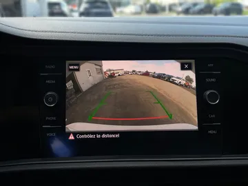 2020 Volkswagen Jetta - image 20