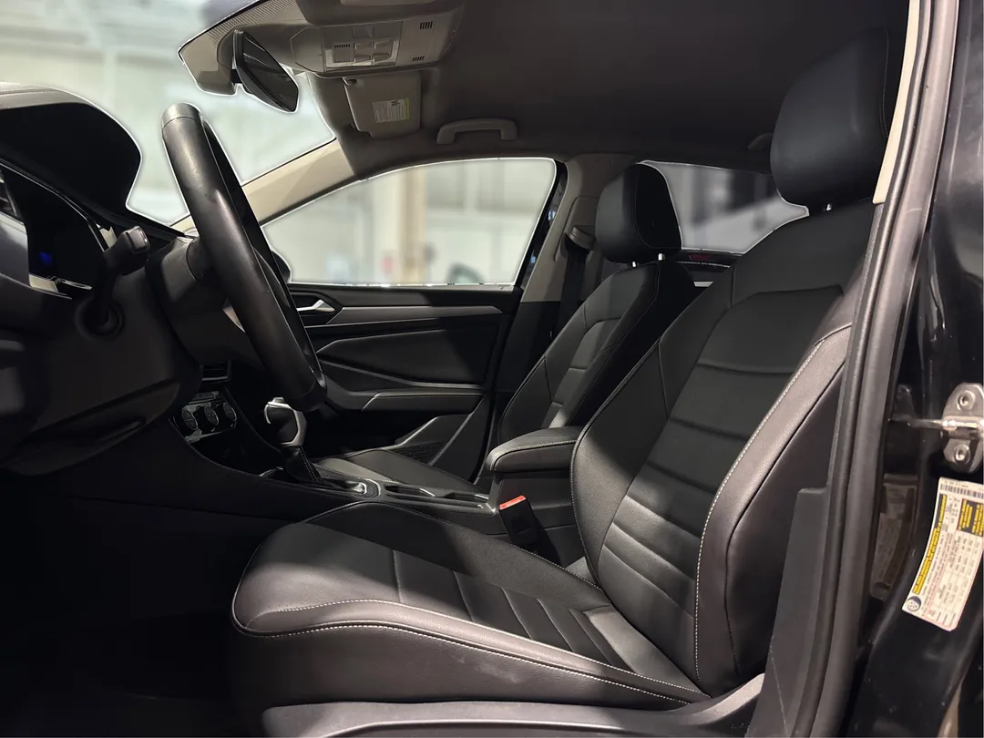 2024 Volkswagen Jetta — photo 3