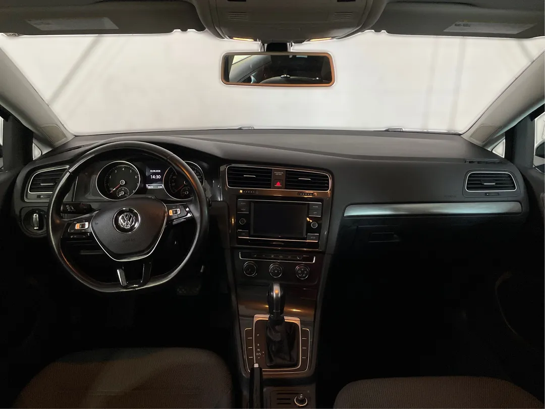 2018 Volkswagen Golf — photo 4