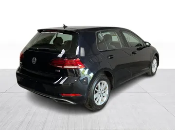 2018 Volkswagen Golf - image 14