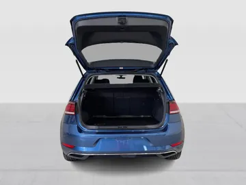 2019 Volkswagen Golf - image 14
