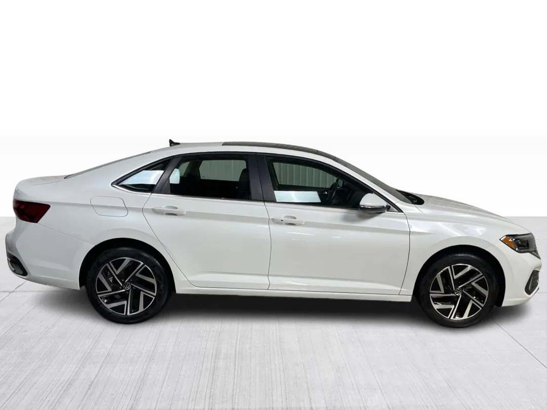 Volkswagen Jetta 2024 à vendre - photo 2