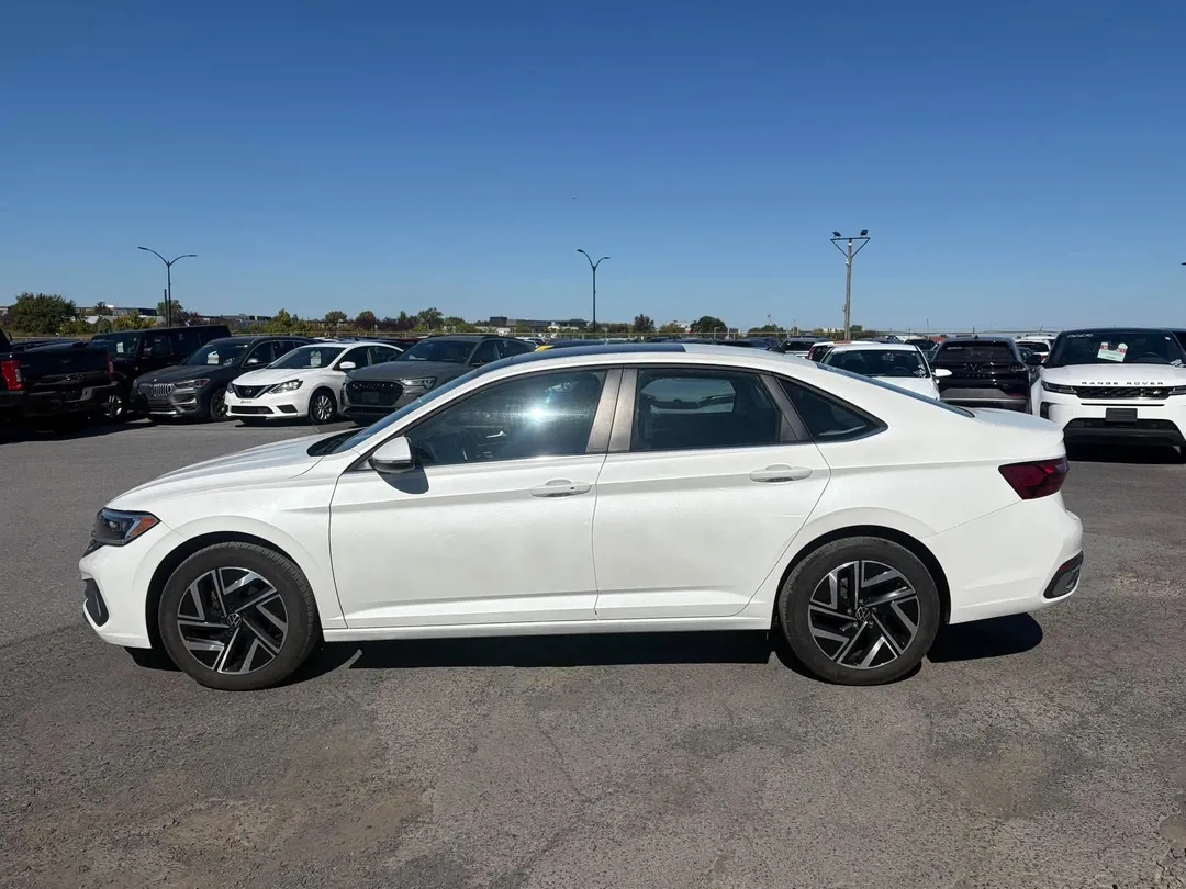 2024 Volkswagen Jetta for sale - photo 4