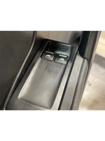 2019 Volkswagen Beetle - image 22