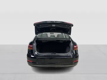 2019 Volkswagen Jetta - image 13