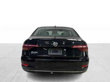 2019 Volkswagen Jetta - image 12
