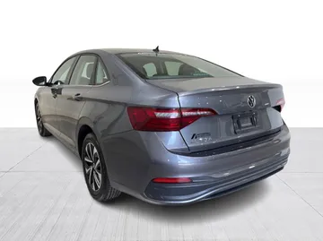 2022 Volkswagen Jetta - image 11