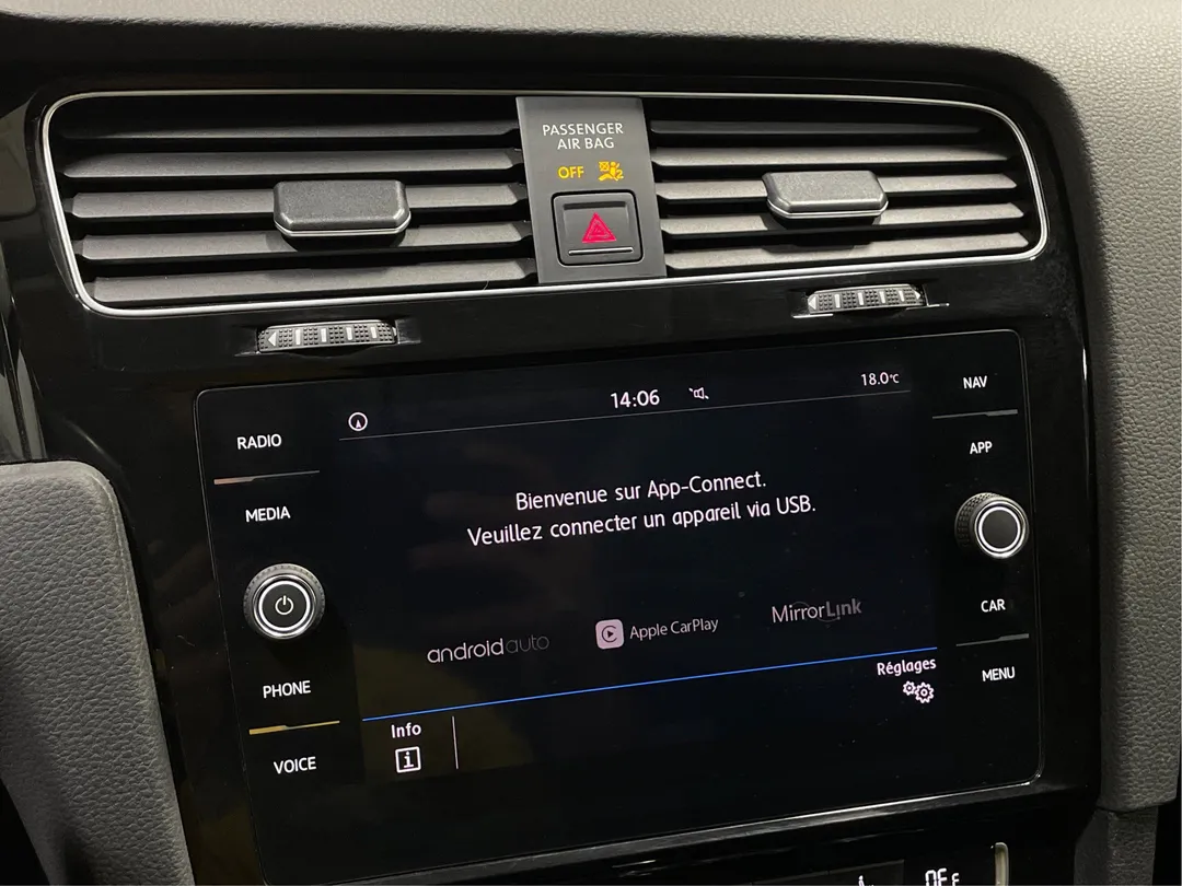 2018 Volkswagen Golf SportWagen — photo 7