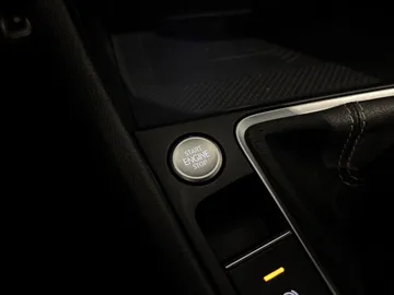 2024 Volkswagen Jetta - image 24