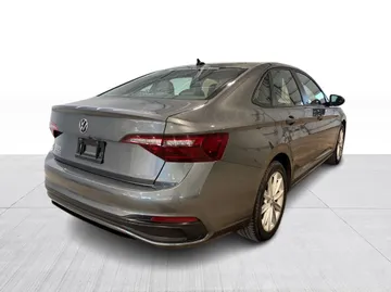 2024 Volkswagen Jetta - image 15