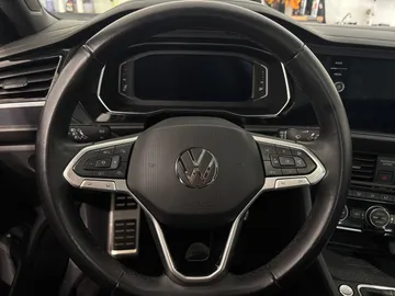 2024 Volkswagen Jetta - image 19