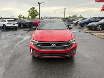 2023 Volkswagen Jetta - image 2