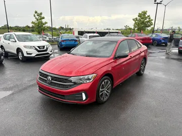 2023 Volkswagen Jetta - image 3
